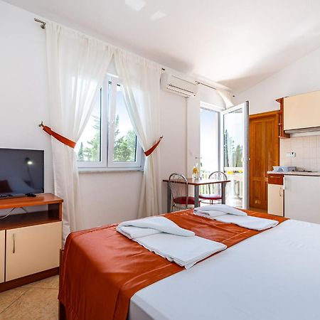 Apartments Prkacin 2 Starigrad Paklenica Exteriér fotografie