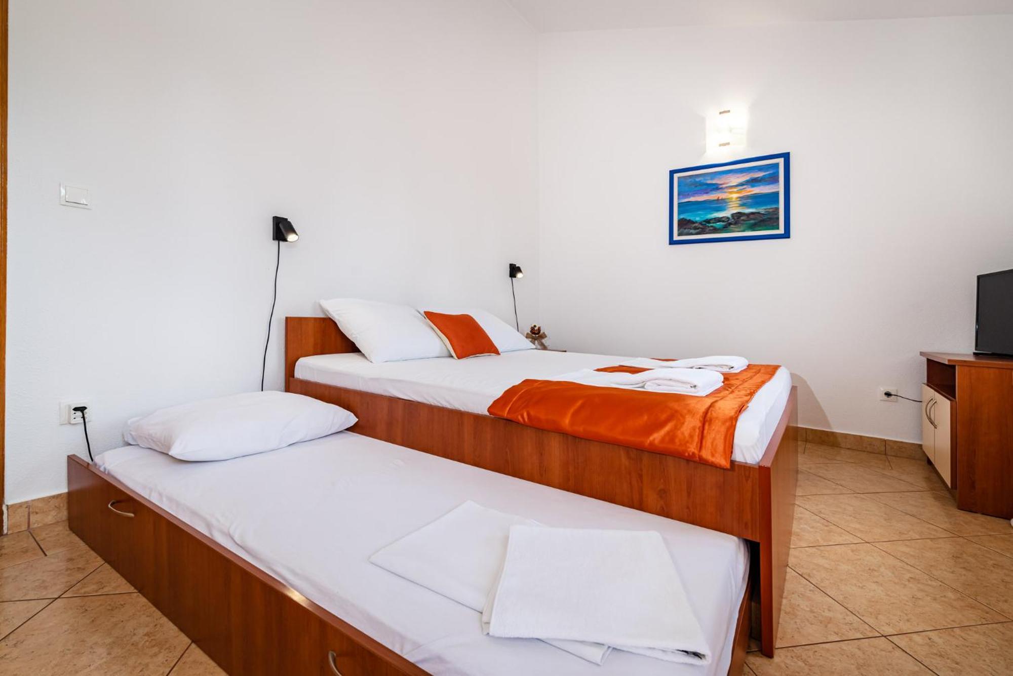 Apartments Prkacin 2 Starigrad Paklenica Exteriér fotografie