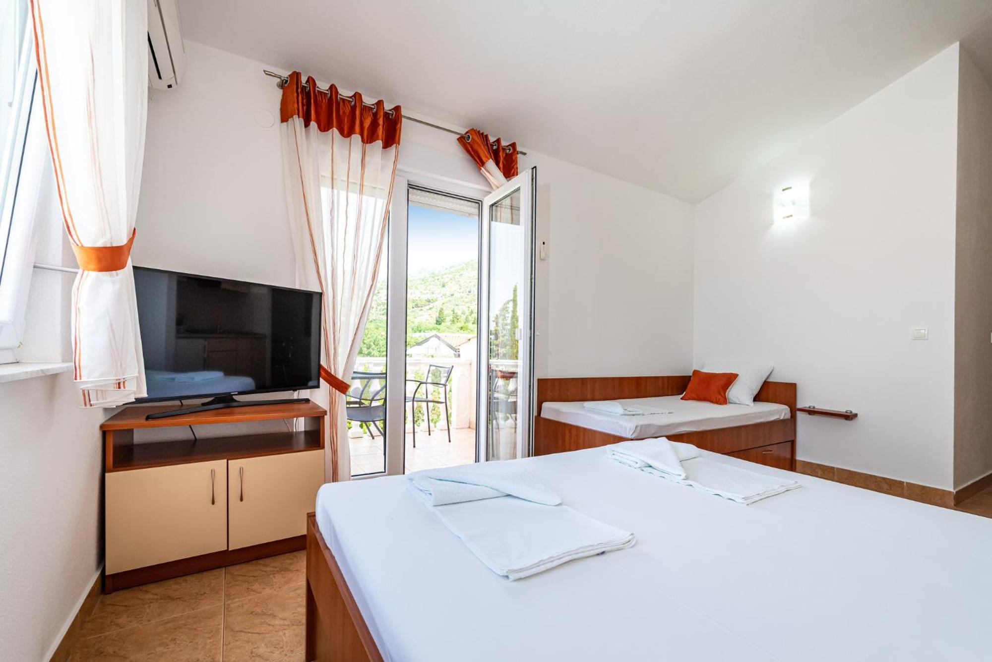 Apartments Prkacin 2 Starigrad Paklenica Exteriér fotografie